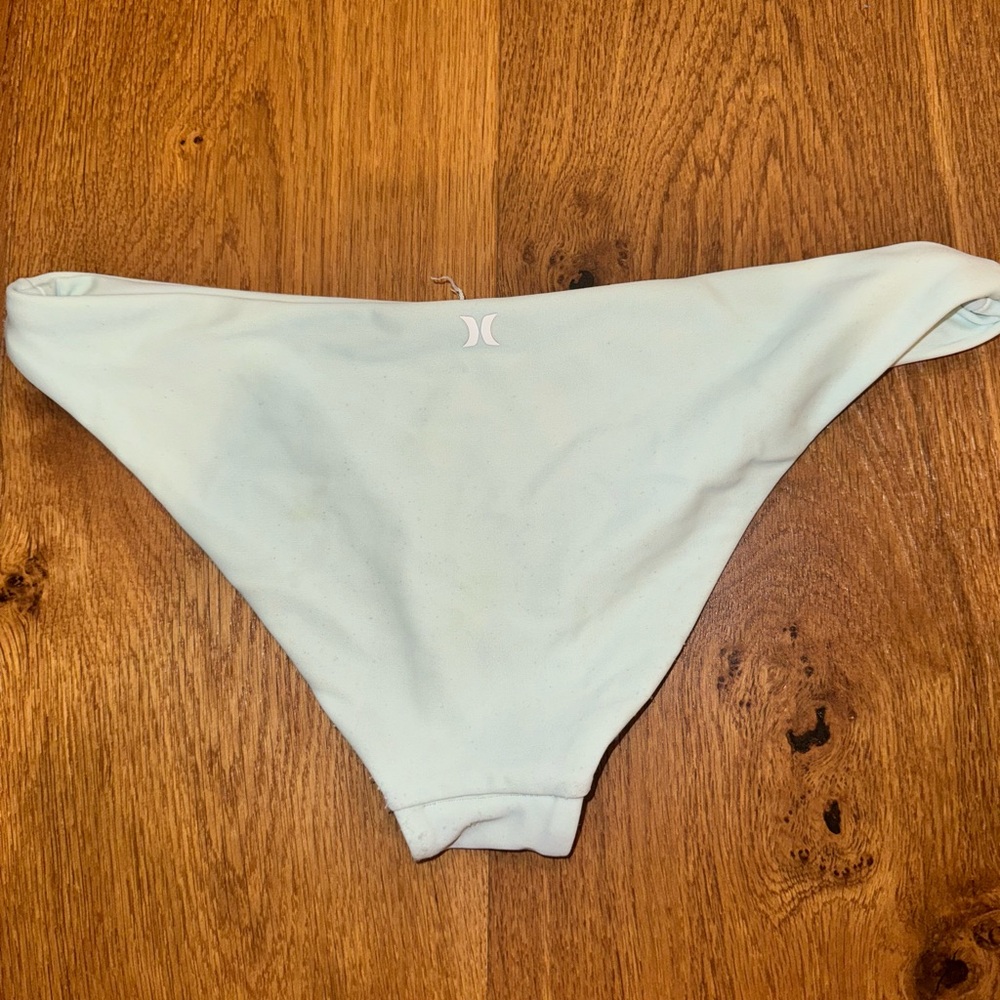 Mint green swimsuit - Picture 4 of 4